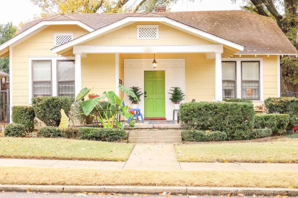 J Birds' Bungalow In The Heart Of Midtown Memphis Exteriér fotografie